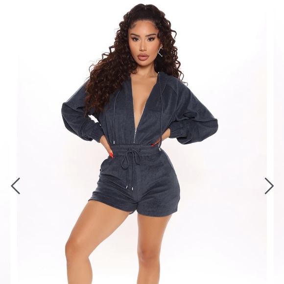 Terrycloth romper - XL - Picture 1 of 4